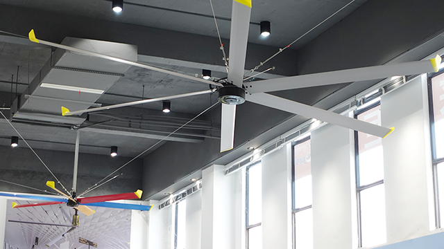 Industrial ceiling fan size selection
